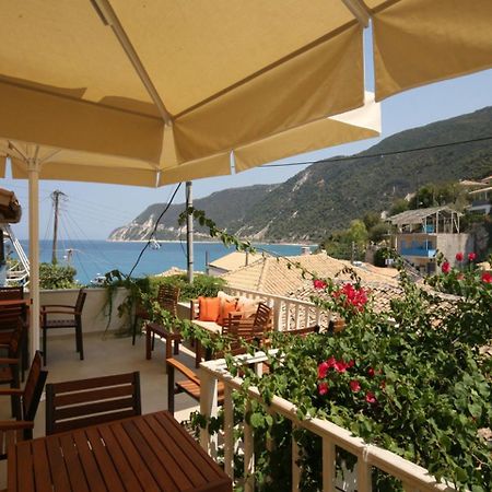 Ionis Hotel Ayios Nikitas Bagian luar foto